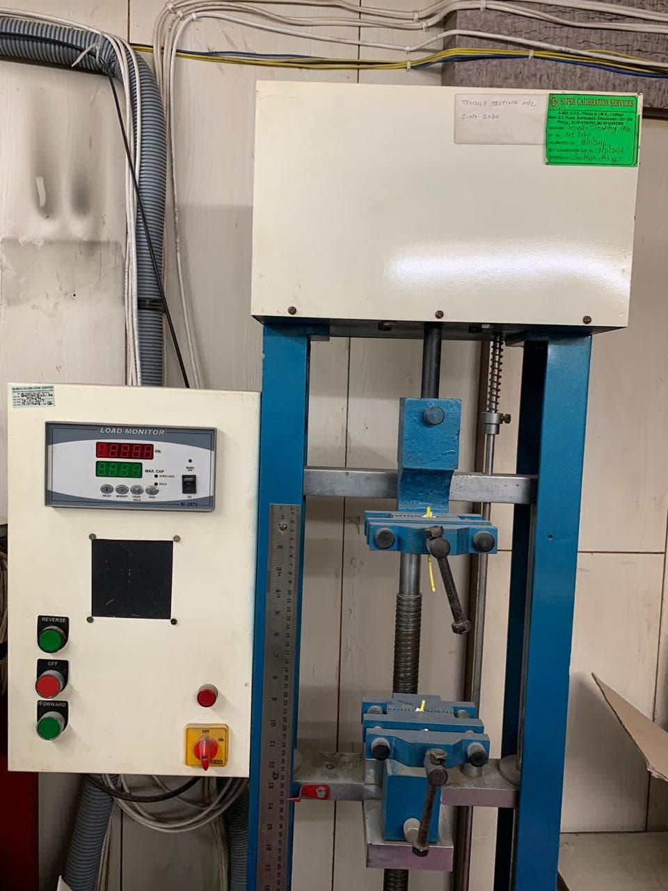 Tensile Testing Machine